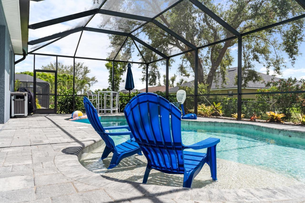 Beautiful Cape Coral Oasis! King Bed, Bbq, Heated Pool, Pvt Yard & Much More! Exterior photo